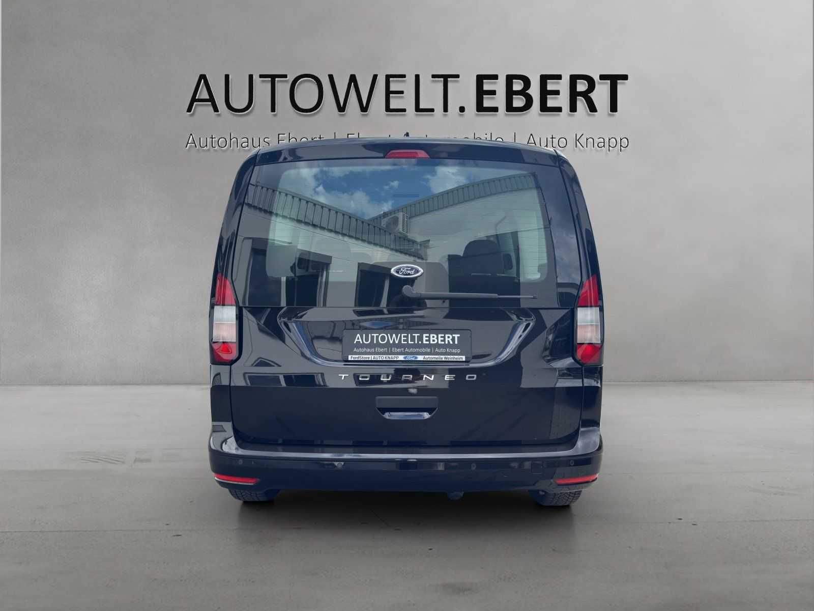 Fahrzeugabbildung Ford Tourneo Connect 2.0 Trend AHK/PDC/TEMPOMAT/NAVI/
