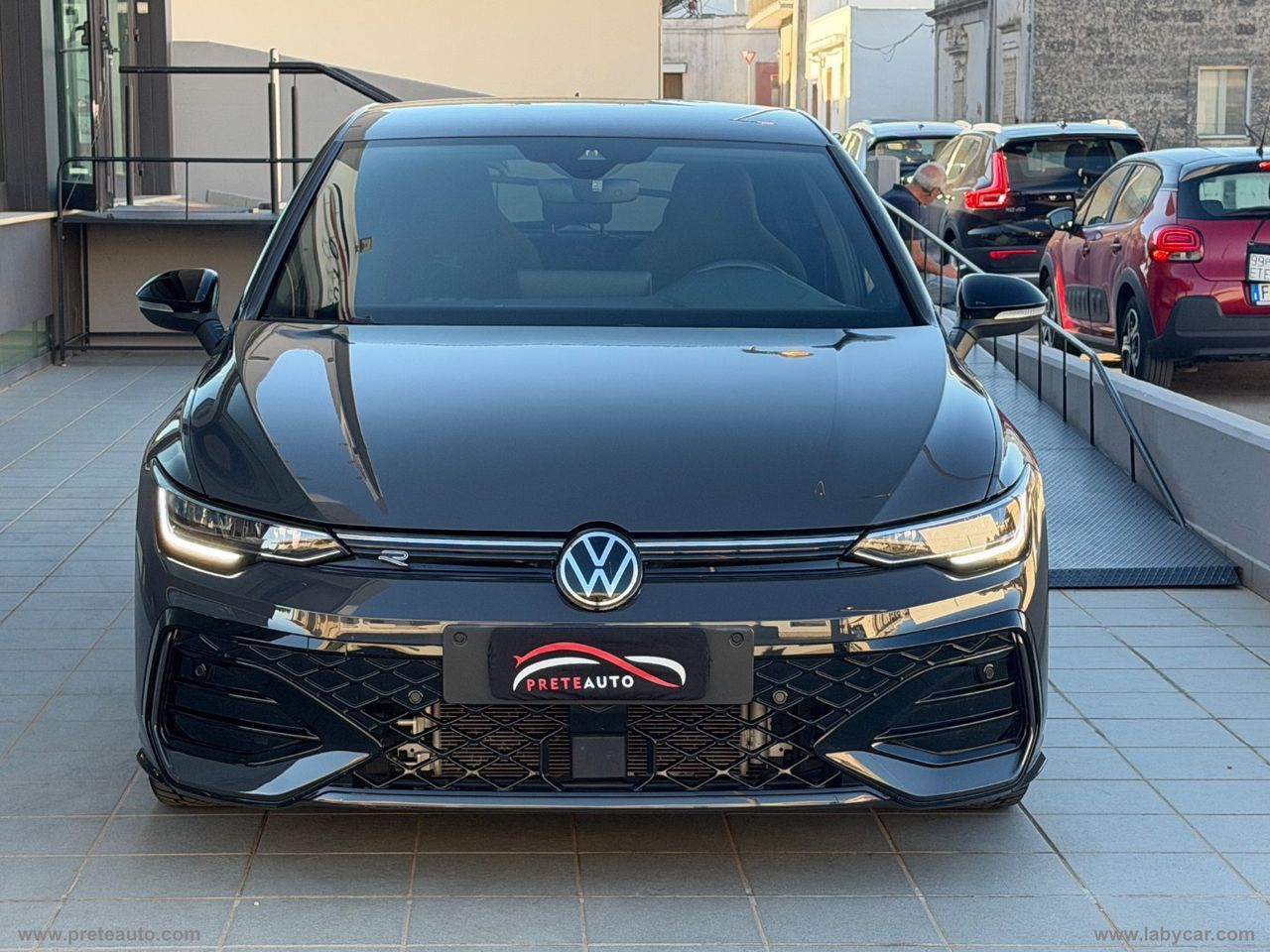 Volkswagen VOLKSWAGEN Golf 2.0 TDI 150 CV DSG SCR R-Line imagem 2