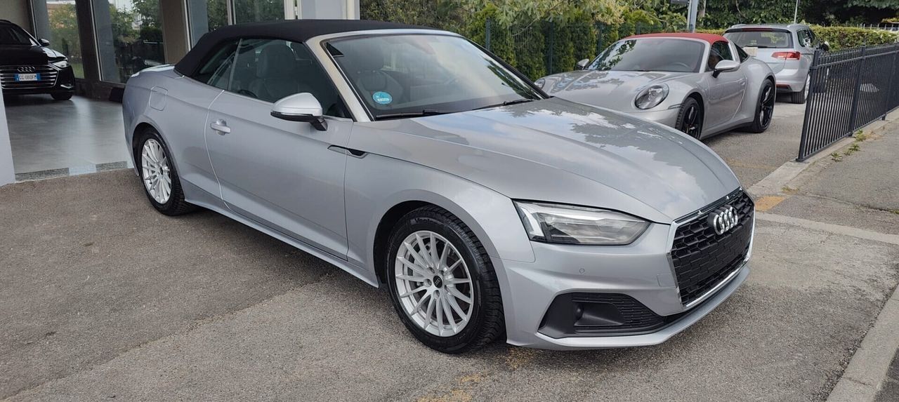 Audi A5 Cabrio 40 TFSI S tronic Business Advance imagem 3