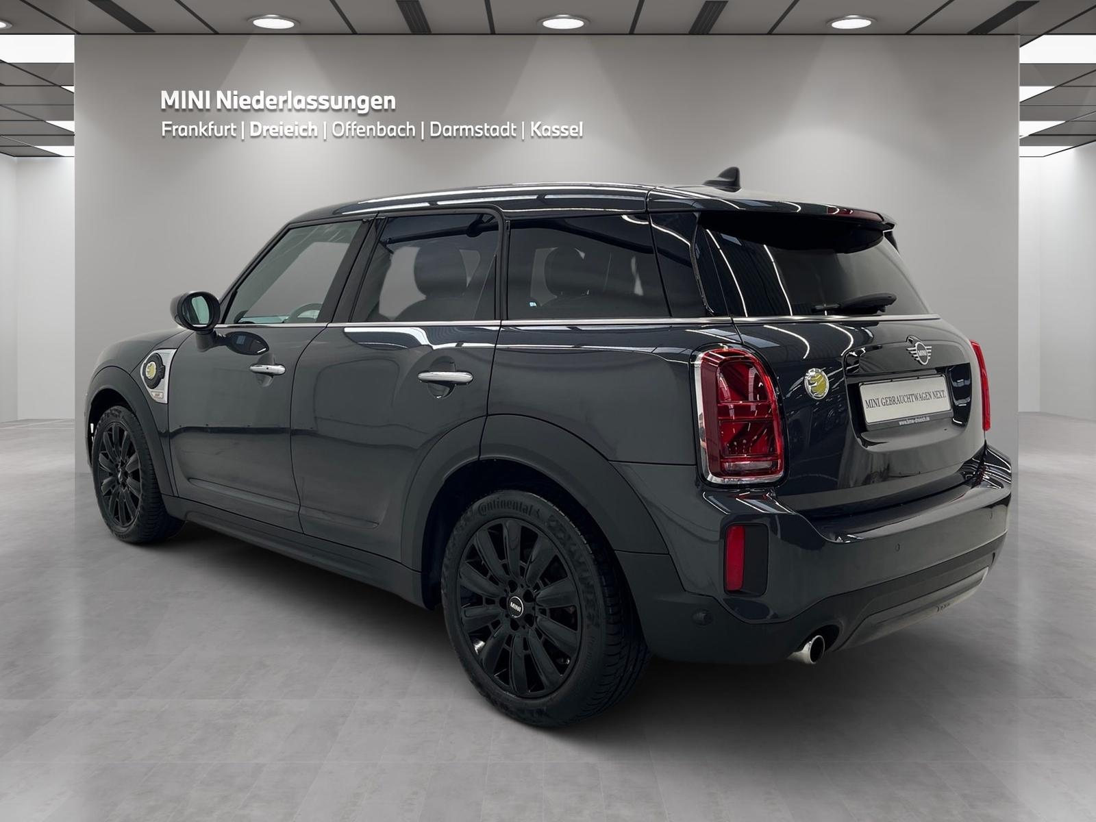 MINI Cooper SE ALL4 Countryman Navi Harman/K LED