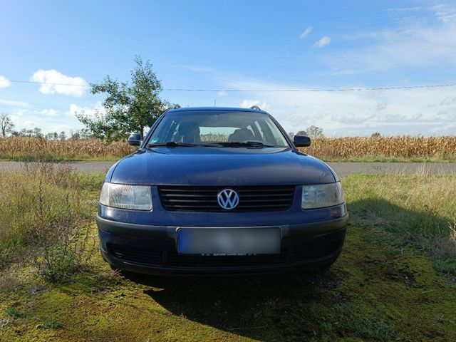 Volkswagen VW Passat 3B Variant TÜV NEU