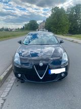 Alfa Romeo Giulietta 1.6 JTDM 16V Turismo Turismo - Alfa Romeo Giulietta mit Diesel-Antrieb: 1.6