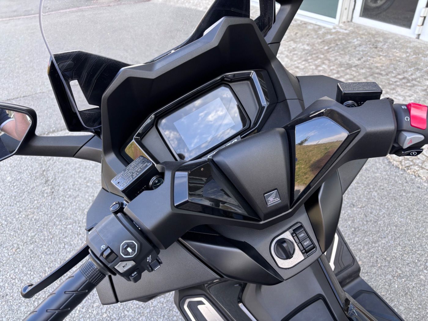Fahrzeugabbildung Honda Forza 350 NSS 350, wenig KM,