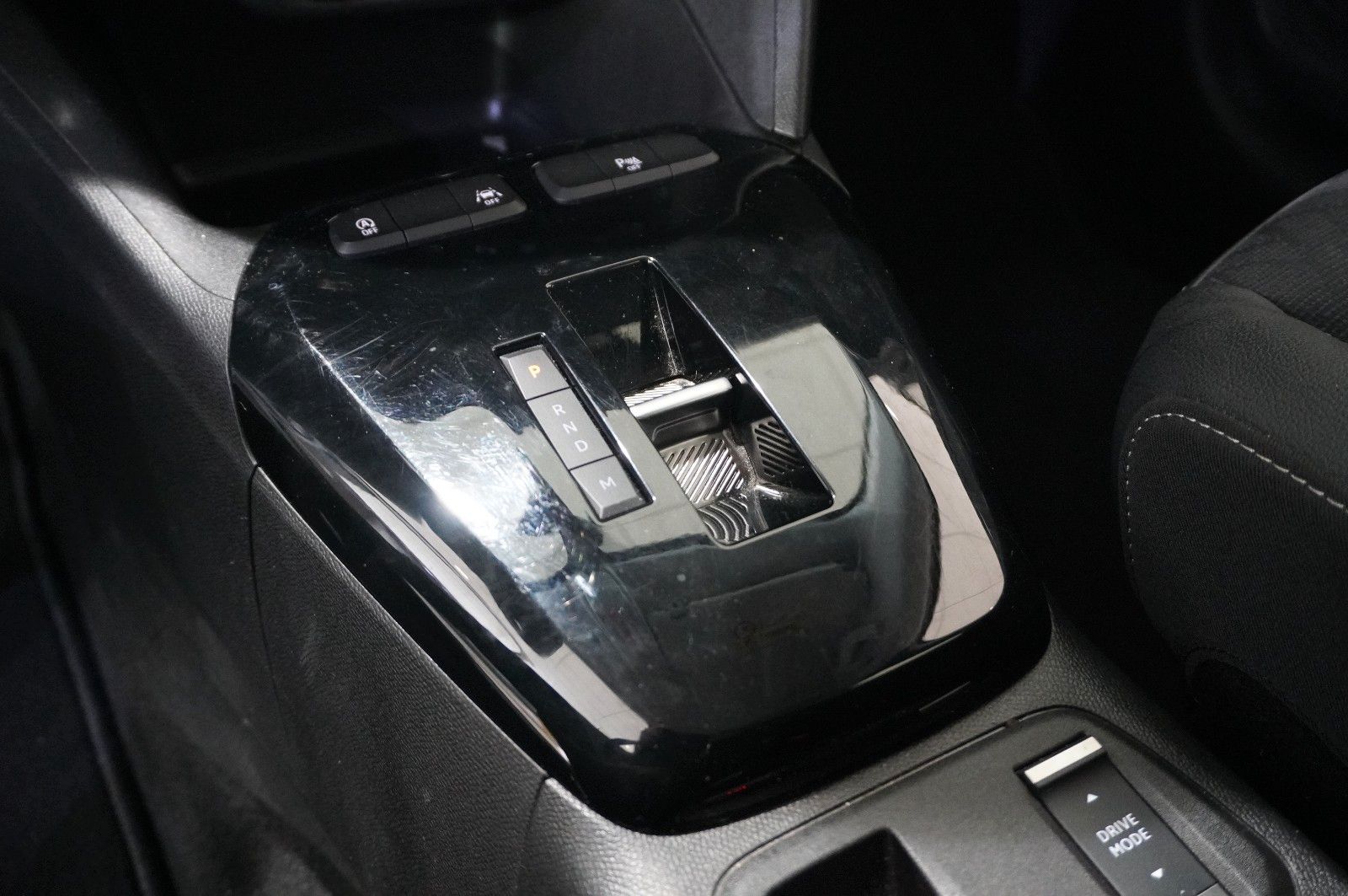 Fahrzeugabbildung Opel Corsa F 1.2T ELEGANCE NAVI/LED/KAMERA/VIRT./DAB+