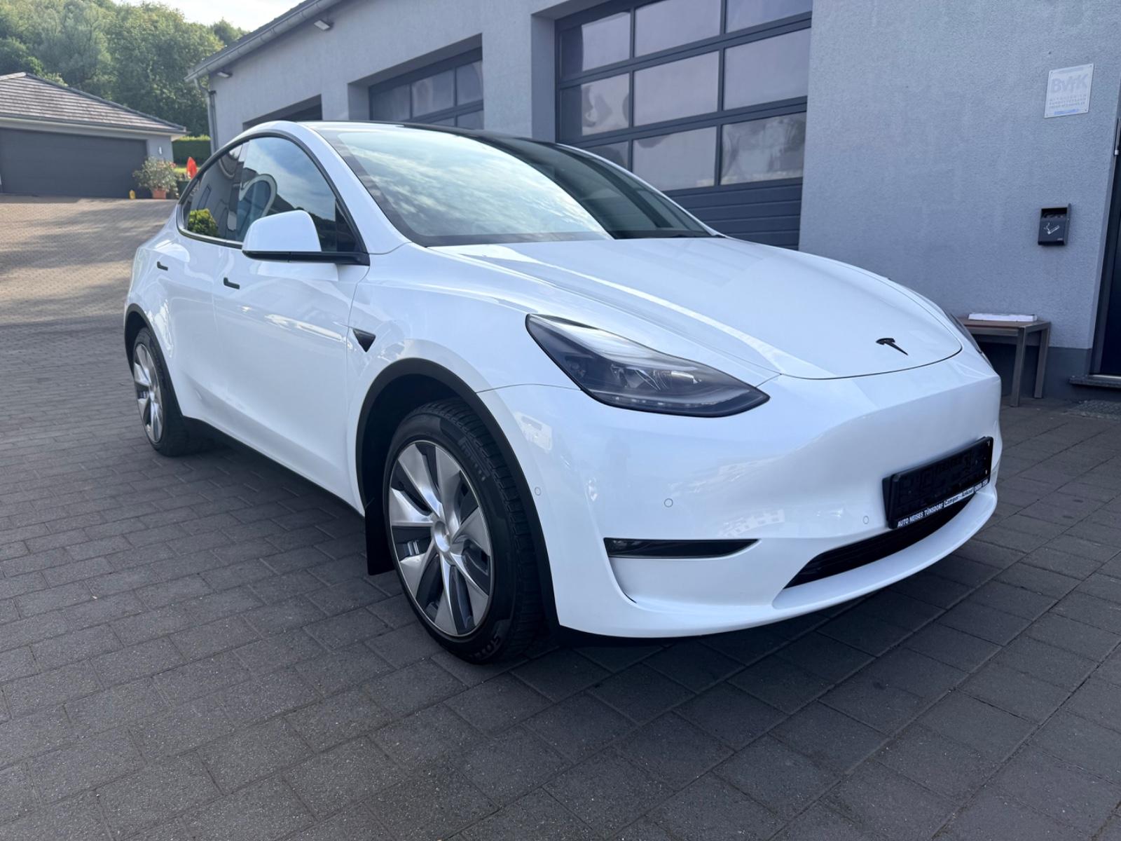 Tesla Model Y Long Range | AMD RYZEN | AWD |