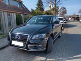 Audi Q5 3.2 FSI S tronic quattro - - Audi Q5 mit Benzin-Antrieb: 3.2