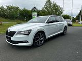 Skoda Superb Sportline - Skoda Superb: Weiß