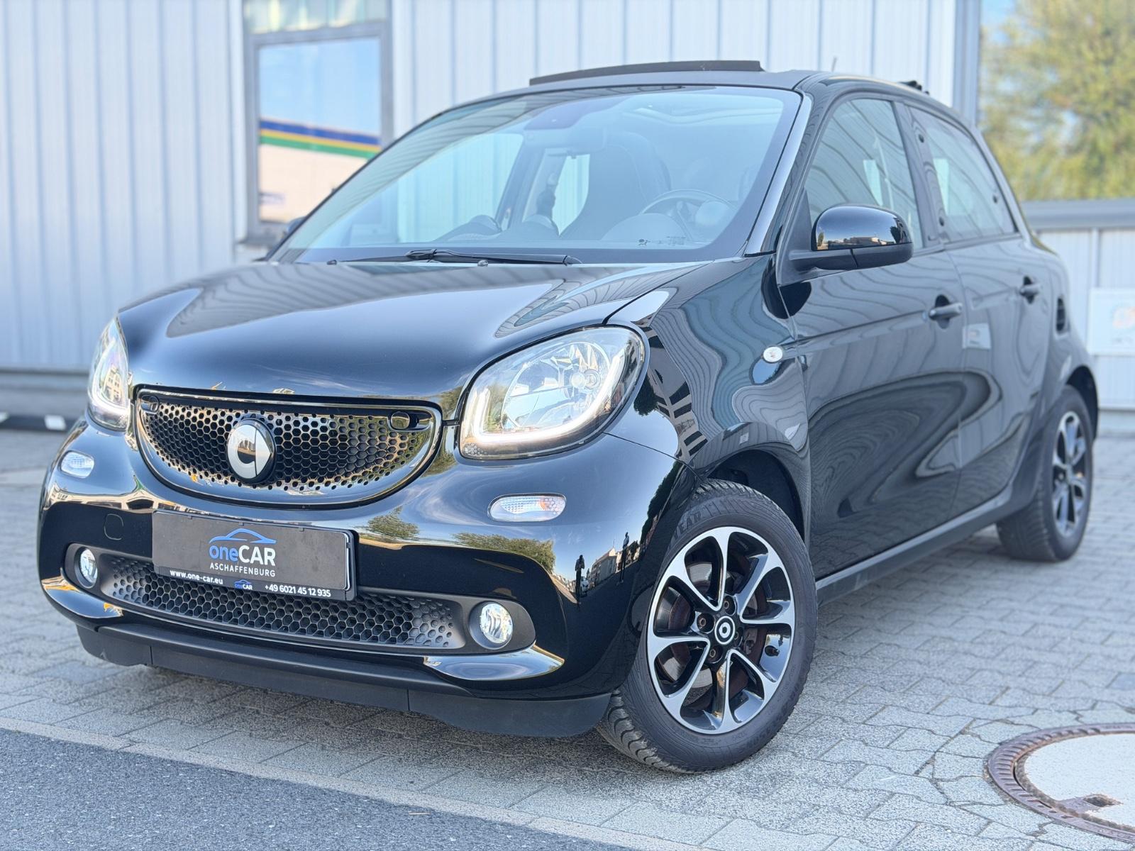 Smart ForFour LED Schiebedach Leder PDC Alu S-Heizung