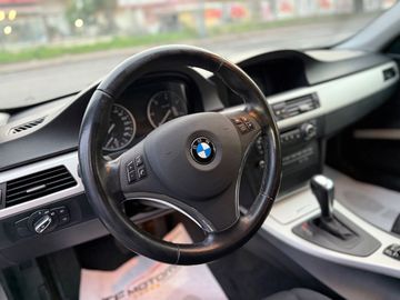 BMW 320 - 12