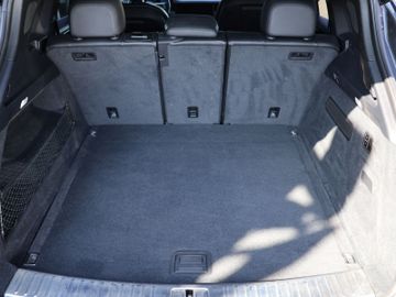Porsche Cayenne - 11