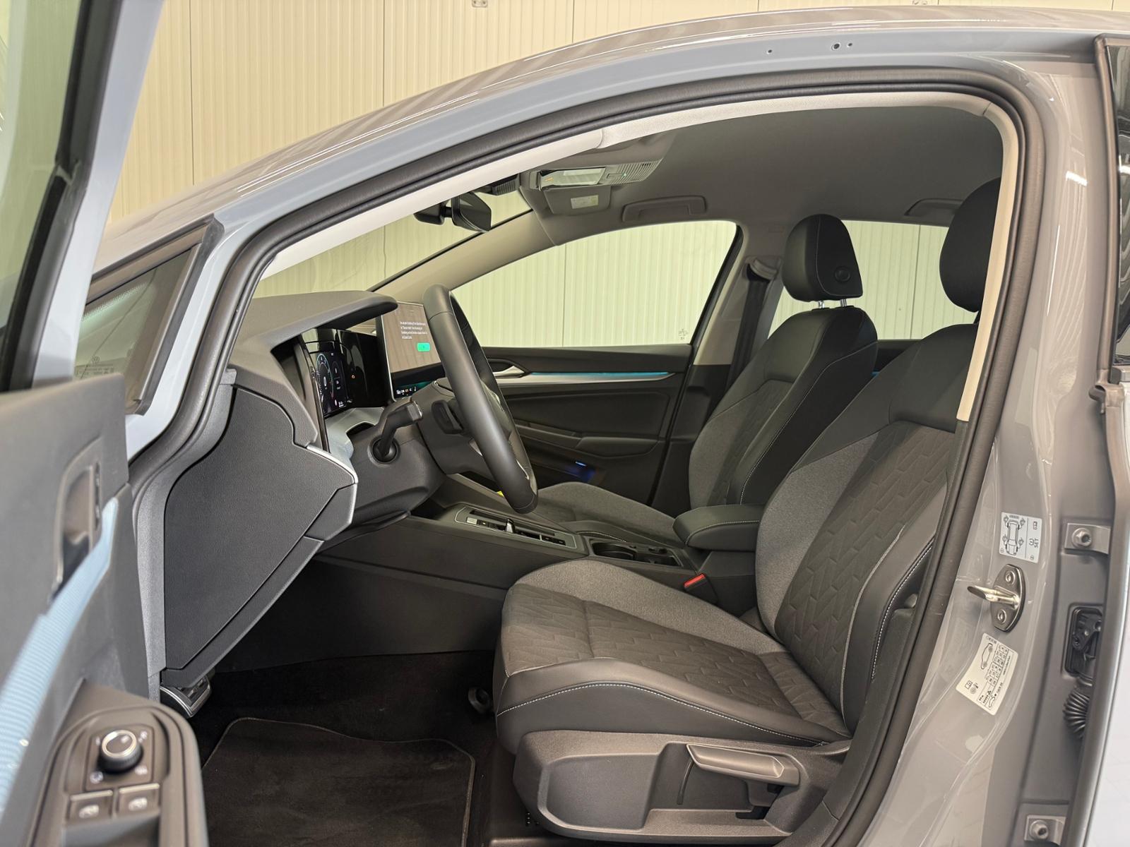 Volkswagen Golf VIII Goal 1.5 eTSI DSG LED RFK SHZ ACC, миниатюра 19