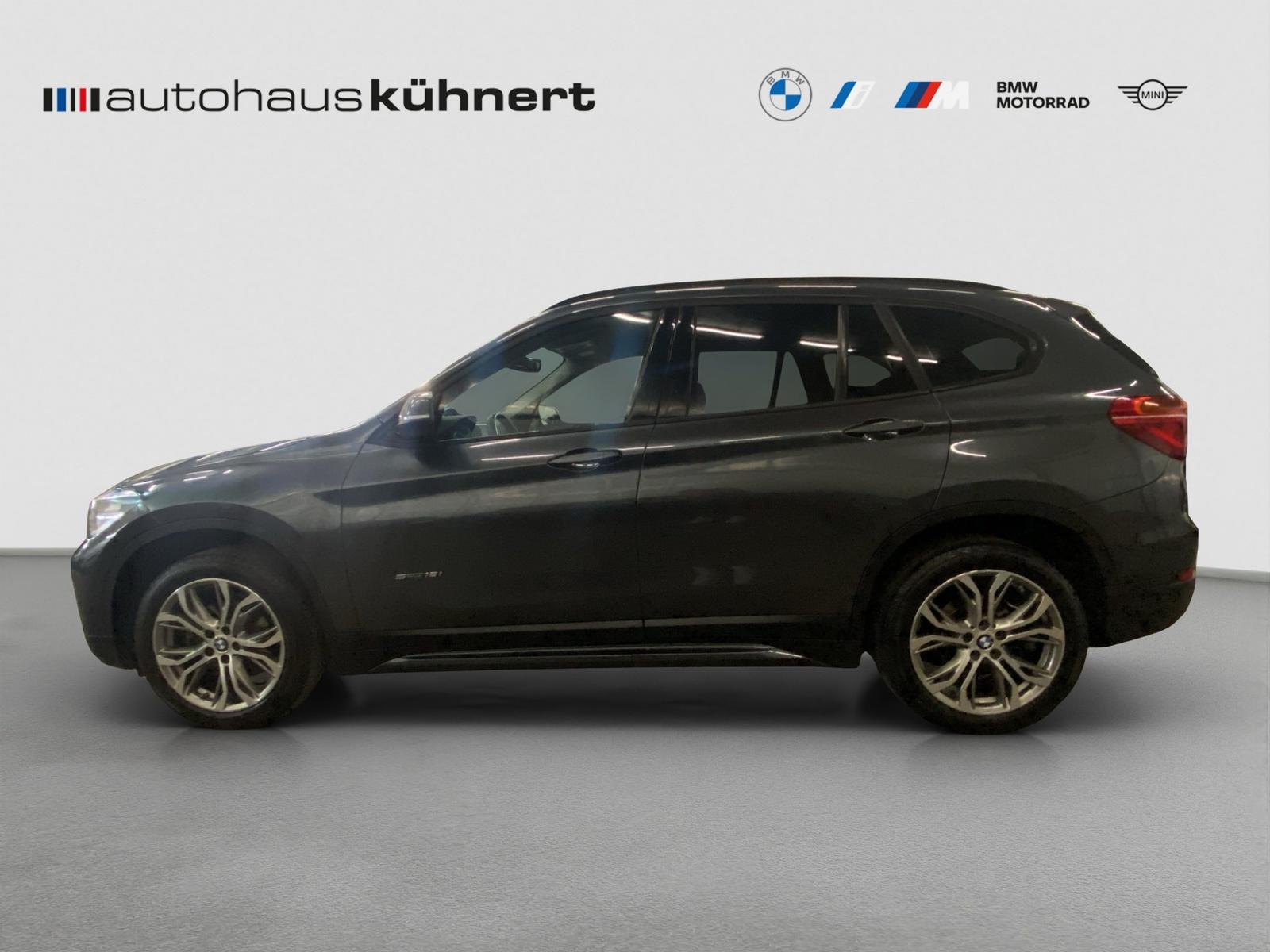 BMW X1 sDrive 18i Sport Line LED AHK Navigation