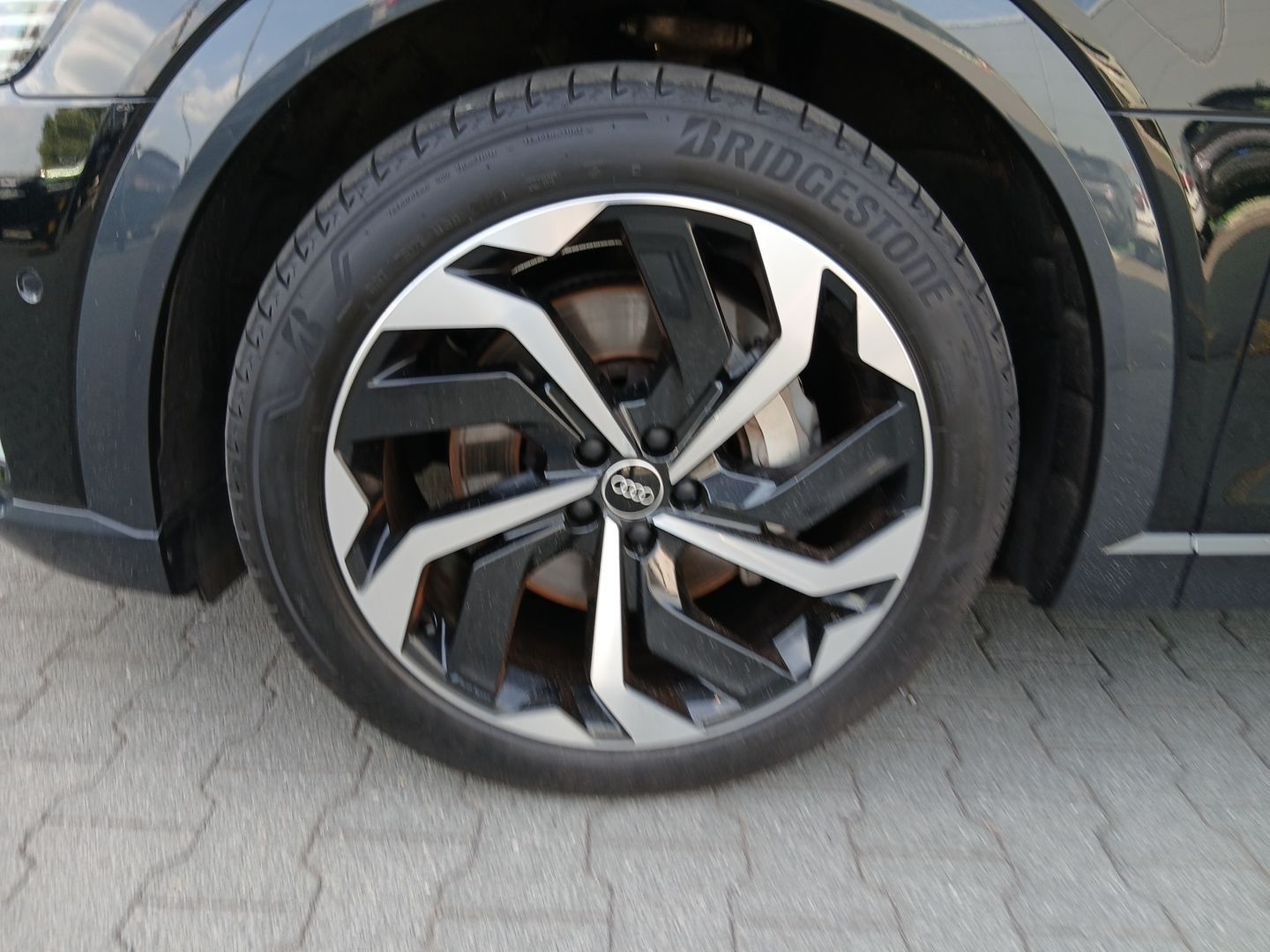 Audi e-tron - Bild 8