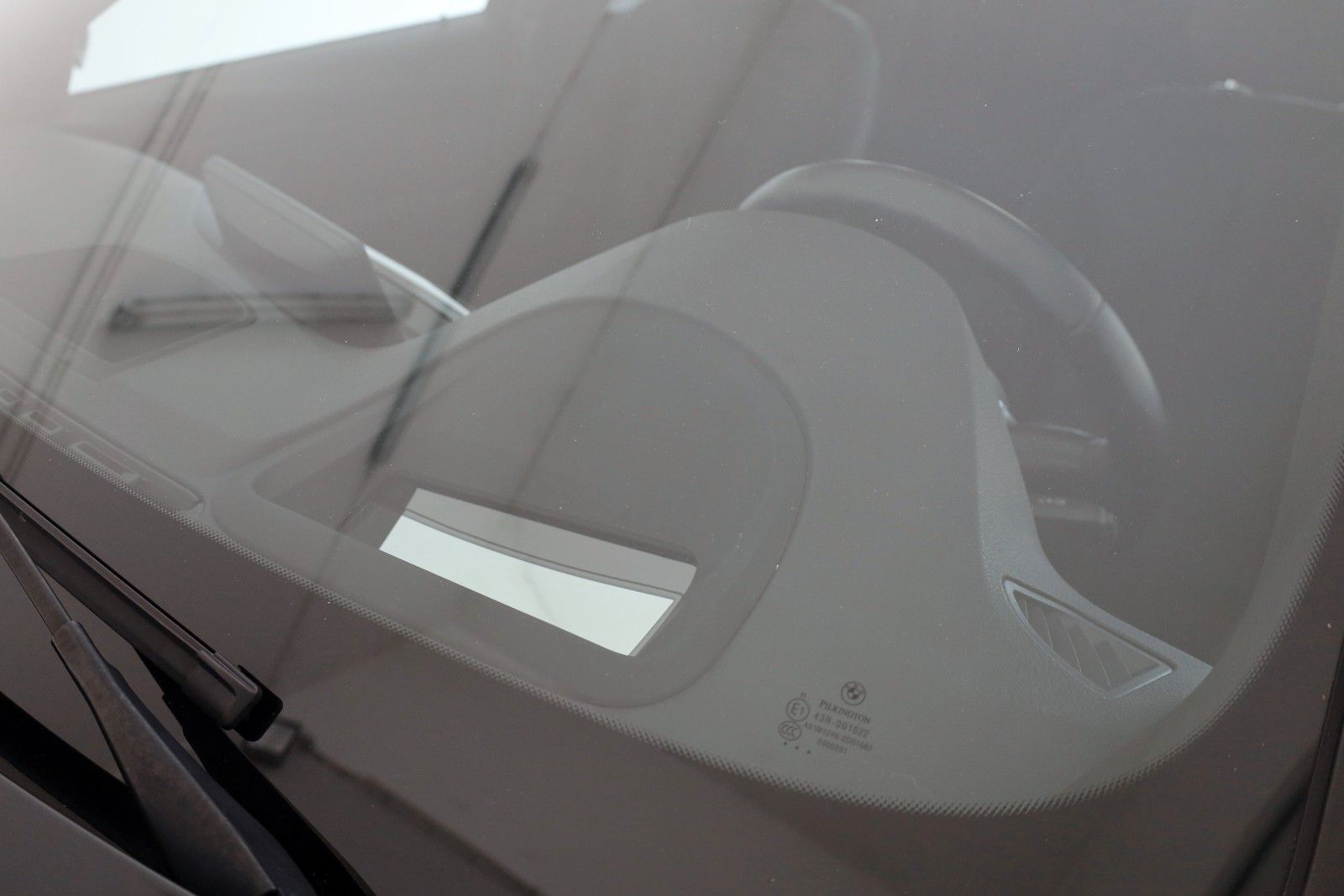 Fahrzeugabbildung BMW 328 i xDrive Touring,M Sport,Panorama,HUD,Kam+WR