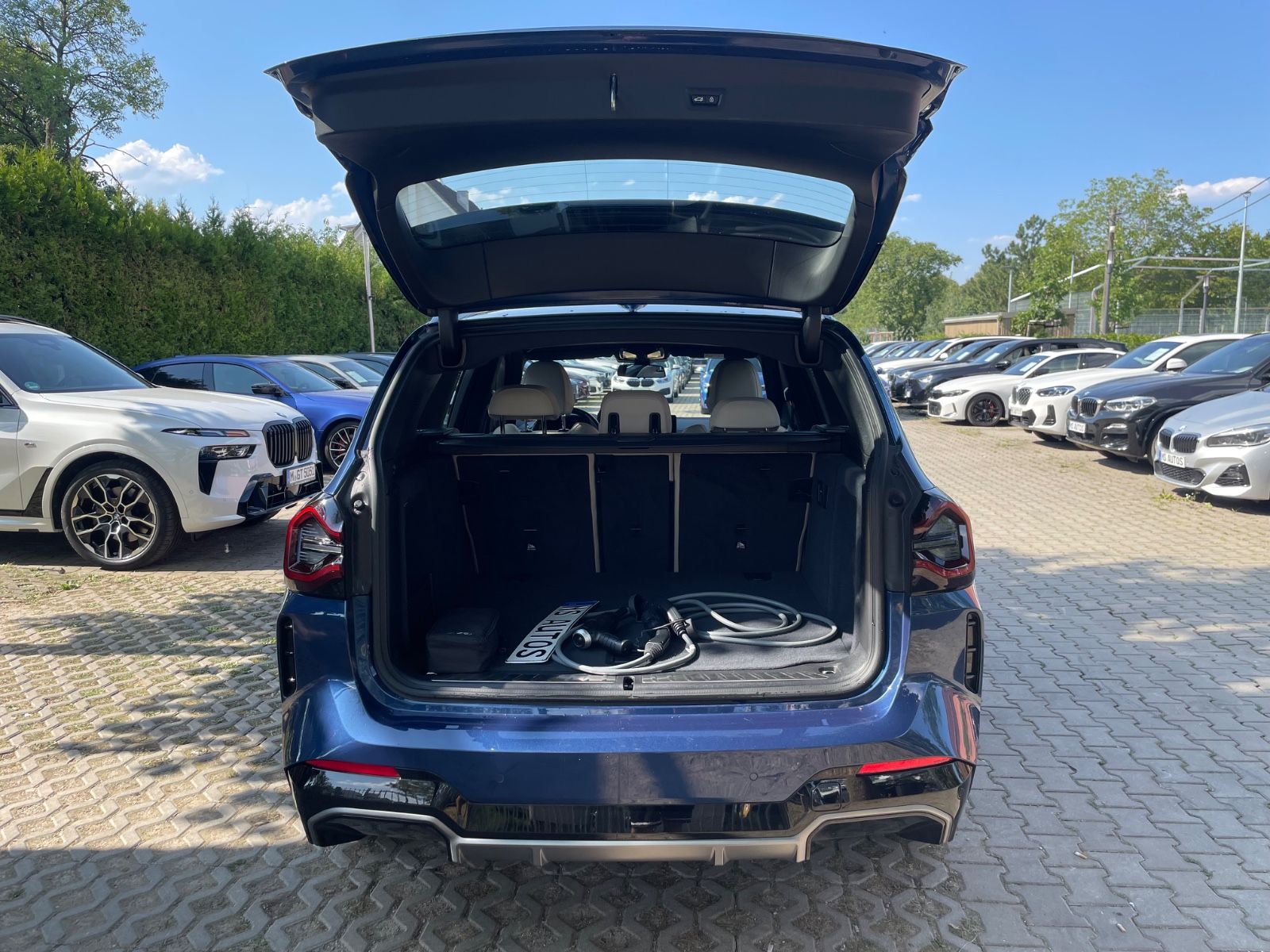 BMW iX3 Impressive Panora Head Up 360°Kamera foto 5