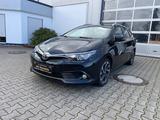 Toyota Auris Touring Sports Design Edition - Toyota Auris: Design Edition