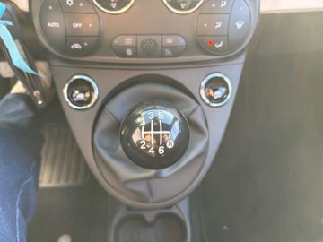 Fahrzeugabbildung Fiat 500 Dolcevita Navi DAB+ Tempomat Klimaaut. uvm.