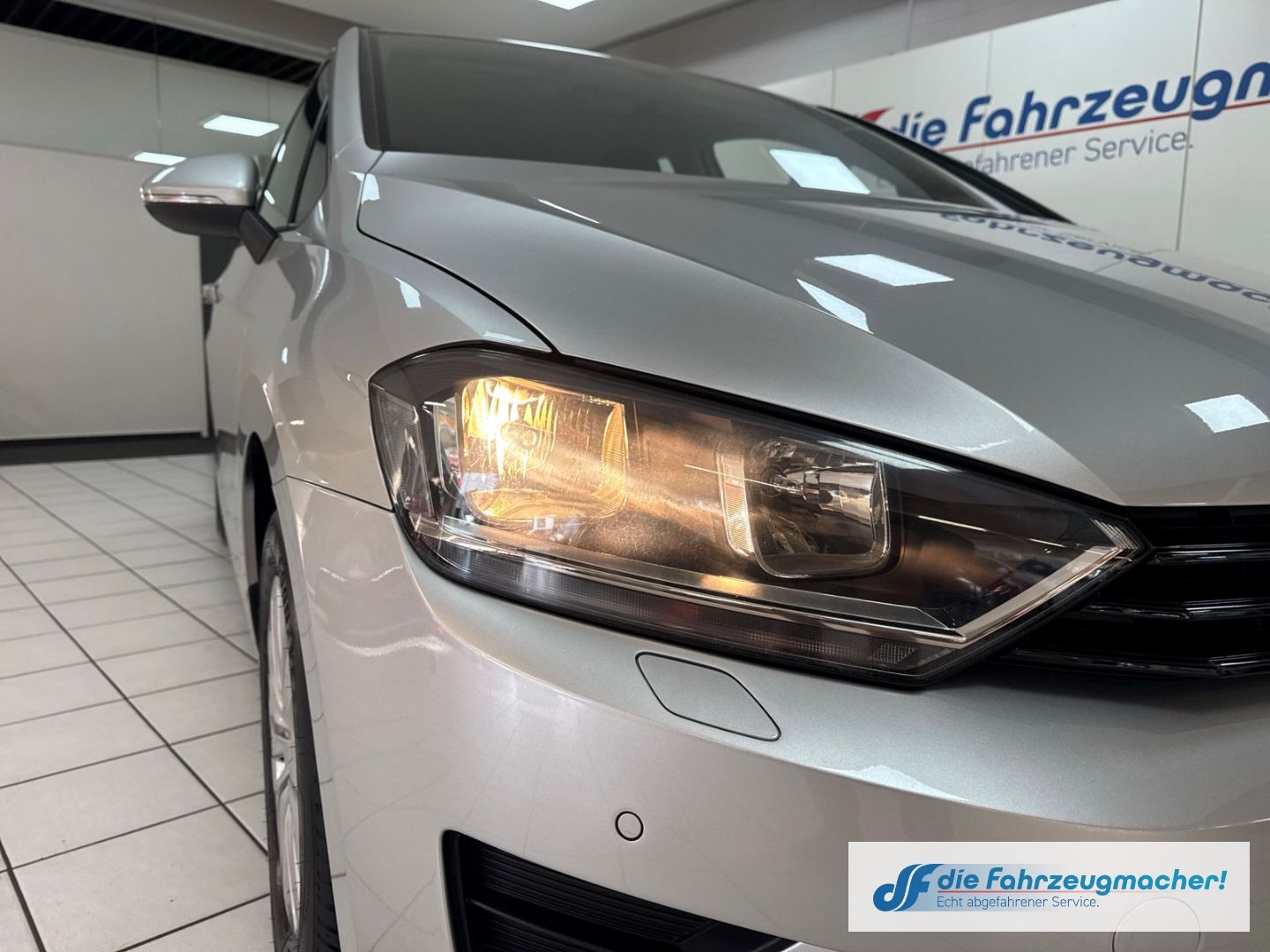 Fahrzeugabbildung Volkswagen Golf Sportsvan VII Trendline BMT Start-Stopp Spe