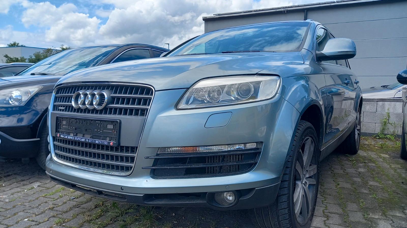 Audi Q7 3.0 TDI (DPF) quattro tiptronic.Dieselpump/De