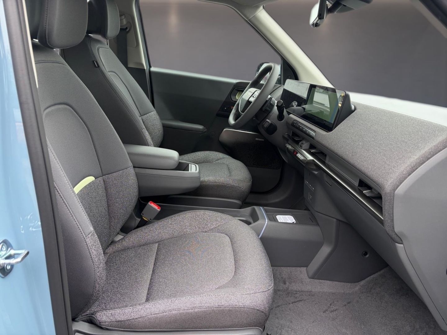 Fahrzeugabbildung Kia EV2 Earth, DriveWisePark+WinterConnect+Technolog