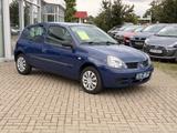 Renault Clio II Campus 1.2 KLIMAANLAGE FUNK-ZV SERVO TÜV - Renault Clio Campus mit Benzin-Antrieb