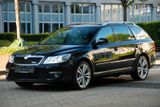Skoda Octavia Combi RS| 2.HAND| BI-XENON|LEDER|PDC|SZH - Skoda Octavia aus 2011: RS Combi