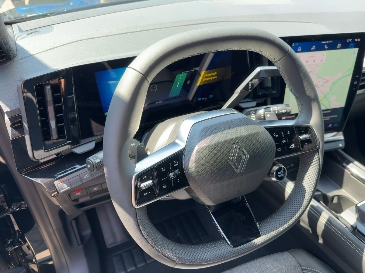 Fahrzeugabbildung Renault Espace Techno E-Tech Full Hybrid 200 SHZ Kamera