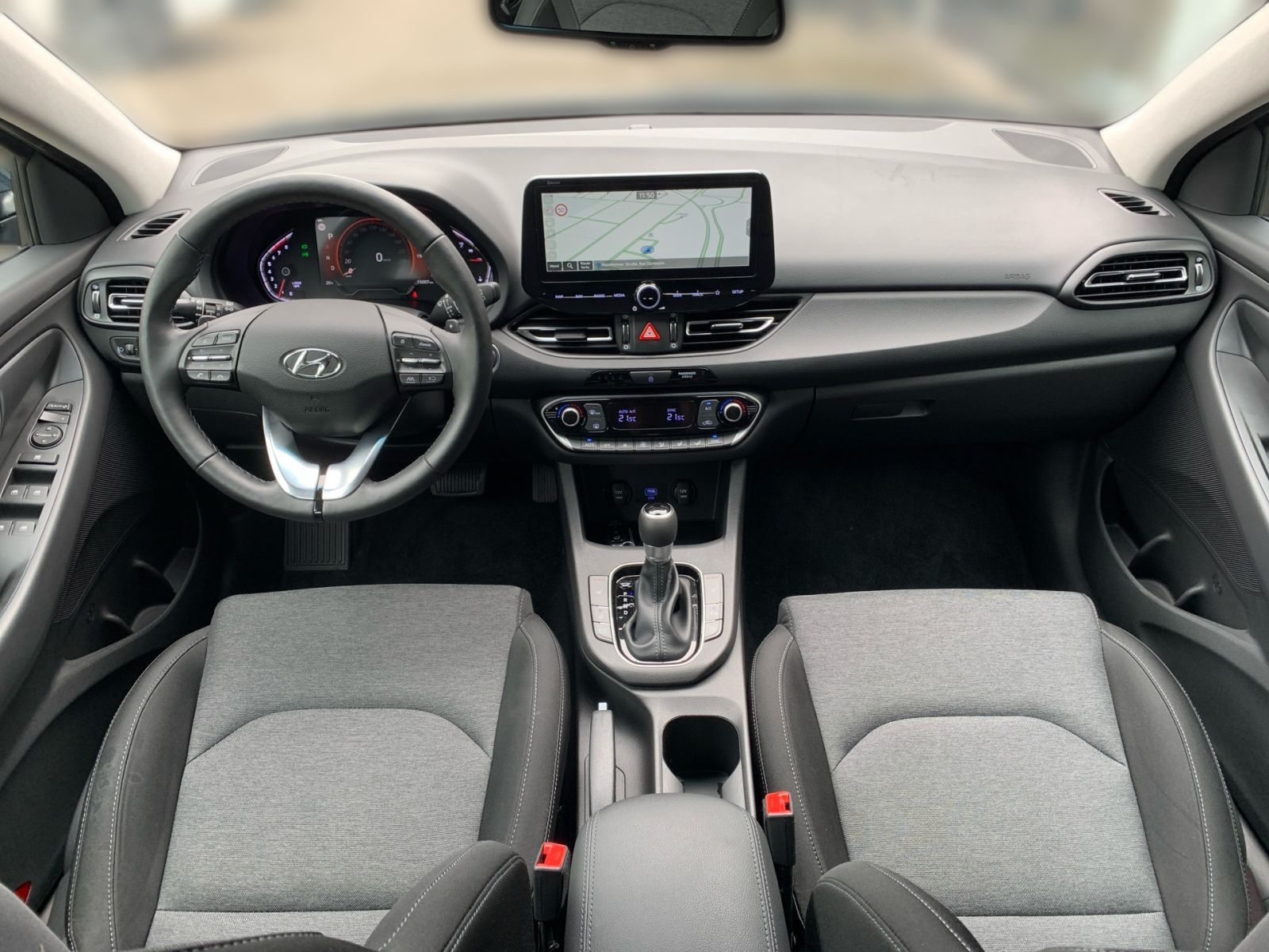 Fahrzeugabbildung Hyundai i30 Kombi 1.0 T-GDI 7-DCT Trend Mild-Hybrid Navi
