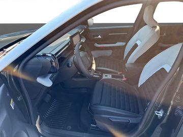 Citroën C3 Aircross 1.2 145 MAX Kam.+KeyLess+LED+Navi