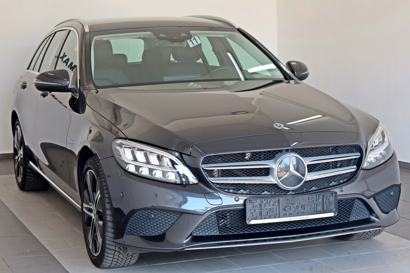 Fahrzeugabbildung Mercedes-Benz C 300e T Avantgarde Leder,Navi,LED,Kamera,SH,PDC