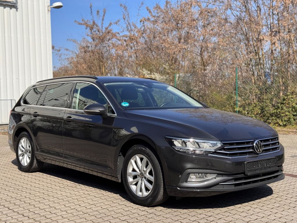 Image of Volkswagen Passat