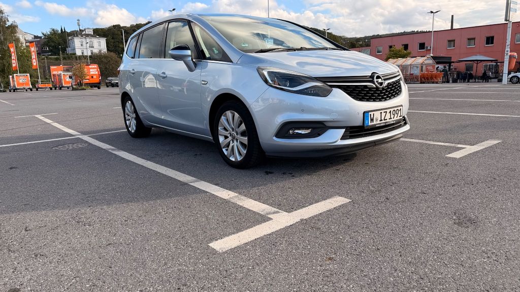 Image of Opel Zafira Tourer