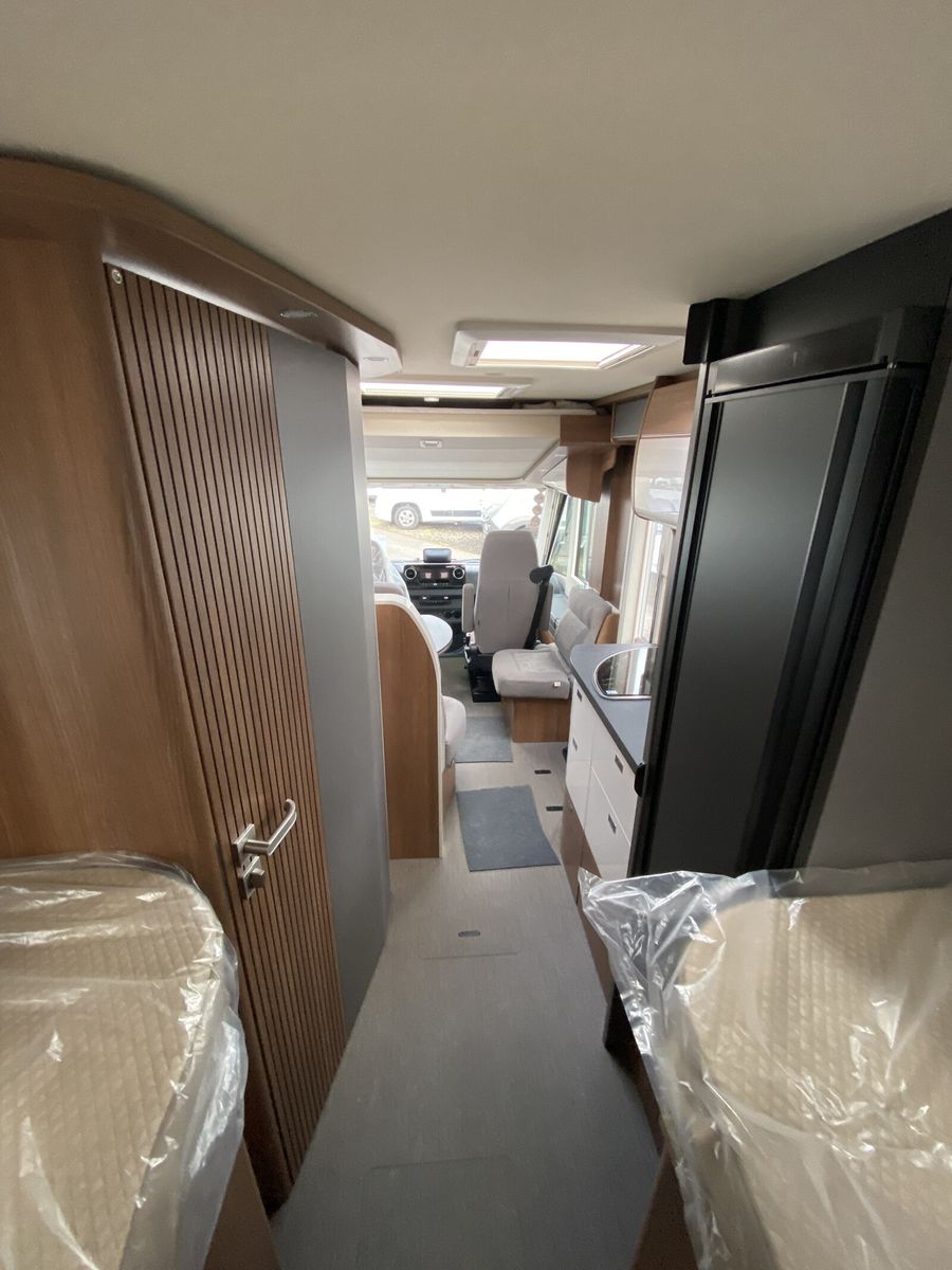 Fahrzeugabbildung Carthago C1-tourer I 143 KB LE comfort Mercedes