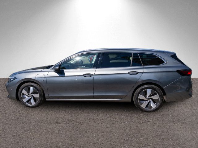 Volkswagen Passat - Bild 4