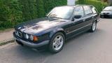 BMW E34 525iA Touring - BMW 5 Series: Kombi, E34