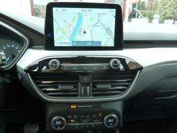 Ford Kuga - 11