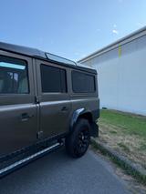 Land Rover Defender 110 Td4 "Rough" Lim. Ed. - Land Rover Gebrauchtwagen von 2011
