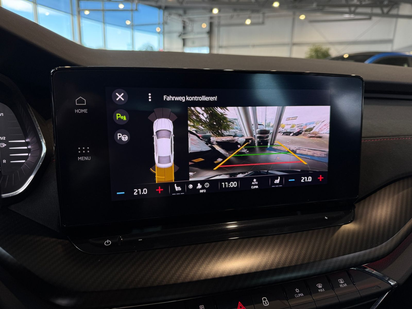 Fahrzeugabbildung SKODA Octavia Lim. RS RFK ACC HUD LED