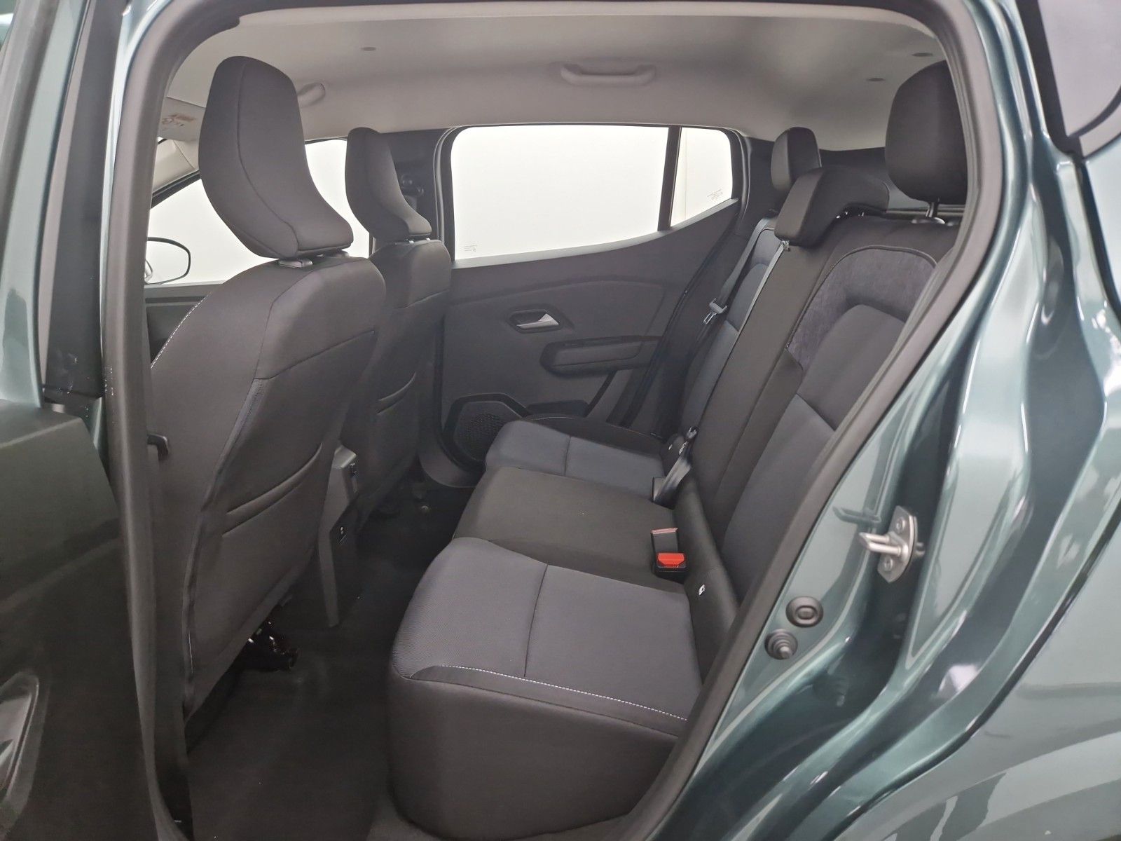 DACIA Sandero  Eco-G 120 Expression Winter Benzin&amp;Gas – Bild 9