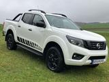 Nissan Navara N-Guard Double Cab 4x4 *Schiebedach - Nissan Navara von privat