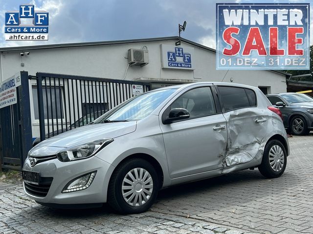 Hyundai i20 1.4 Classic Autm. SITZHZG CLIMATR. PDC