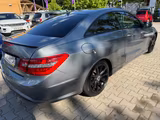 Mercedes-Benz E 250 E Coupe E 250 CGI BlueEfficiency sport - Mercedes-Benz E 250: Coupe