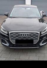 Audi, Q2 zu verkaufen 2/Liter - Audi Q2 aus 2016