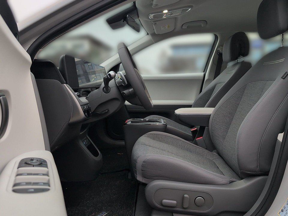 Fahrzeugabbildung Hyundai IONIQ 5 84kWh DYNAMIQ NAVI+KLIMAAT+QI+SHZ+KAMERA