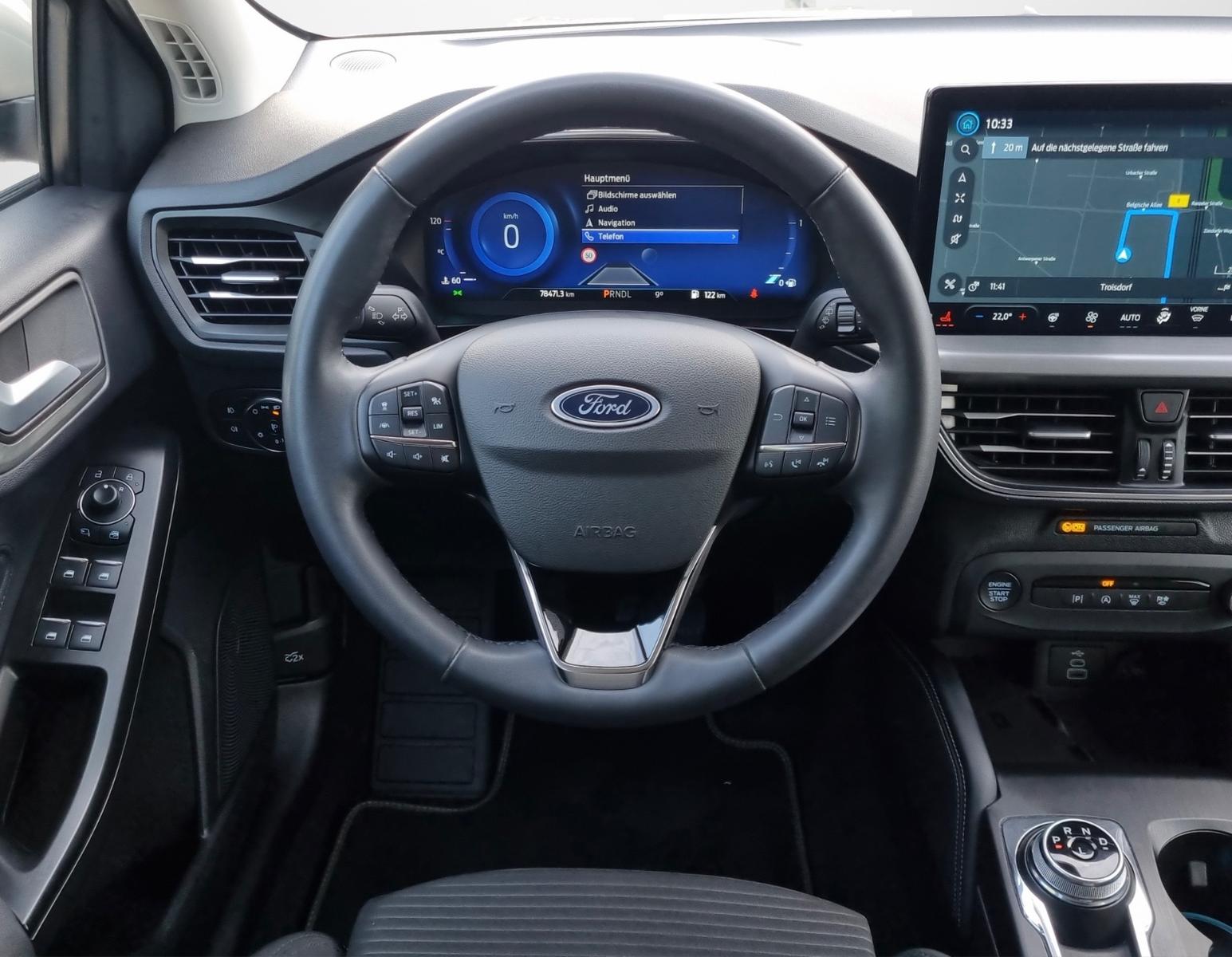 Ford Focus Turnier Titanium X*LED*1HD*ALU*ACC*PDC*SHZ