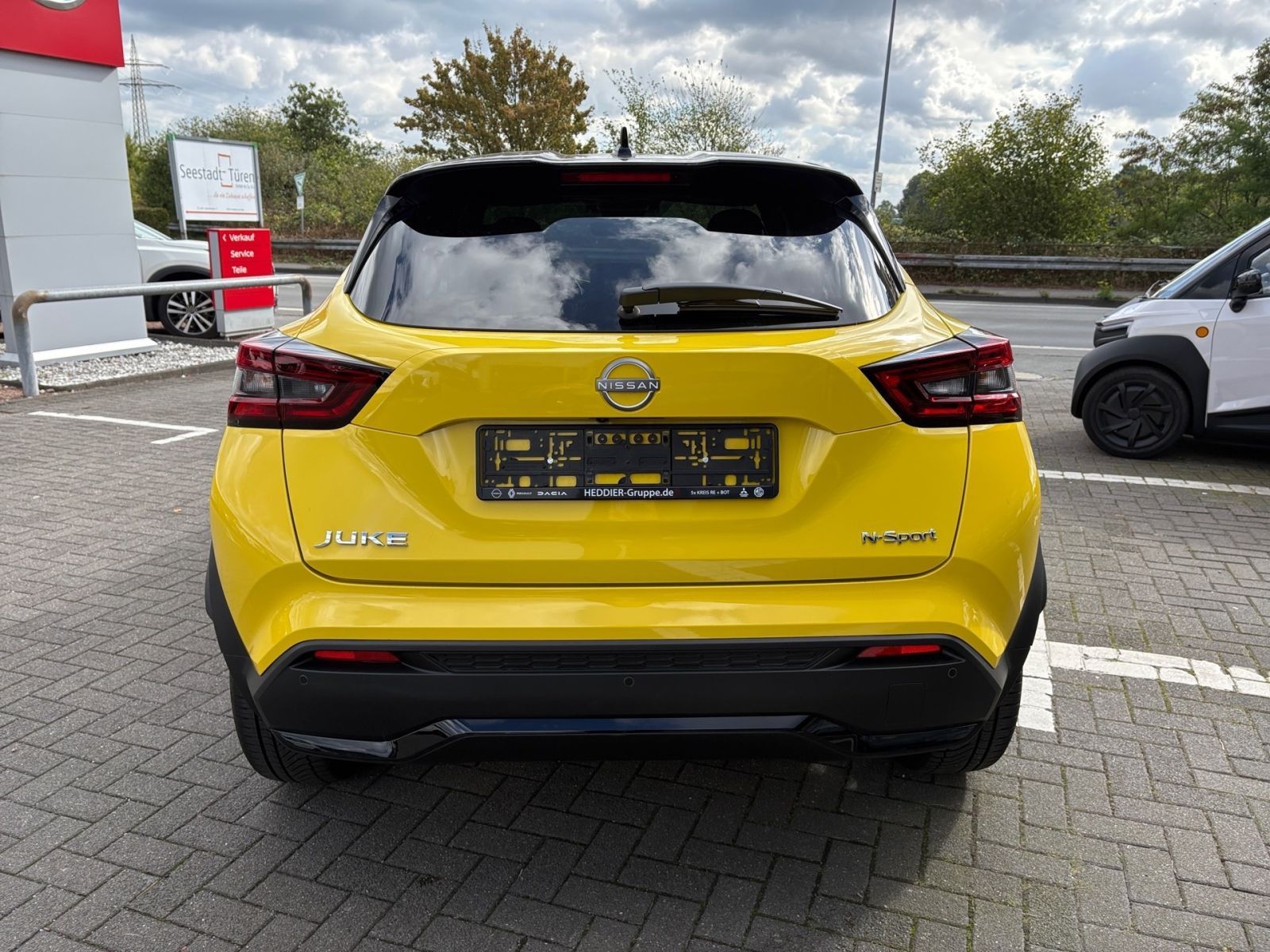 Fahrzeugabbildung Nissan Juke 1.6 Hybrid N-Sport Hybrid*SHZ*Navi*Kamera*