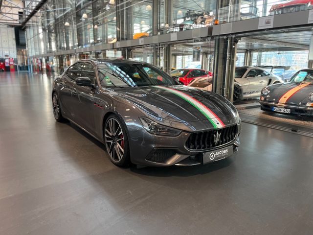 Maserati Ghibli 3.8 V8 Trofeo*B&W*CARBON EXT.*F.ASSIST*