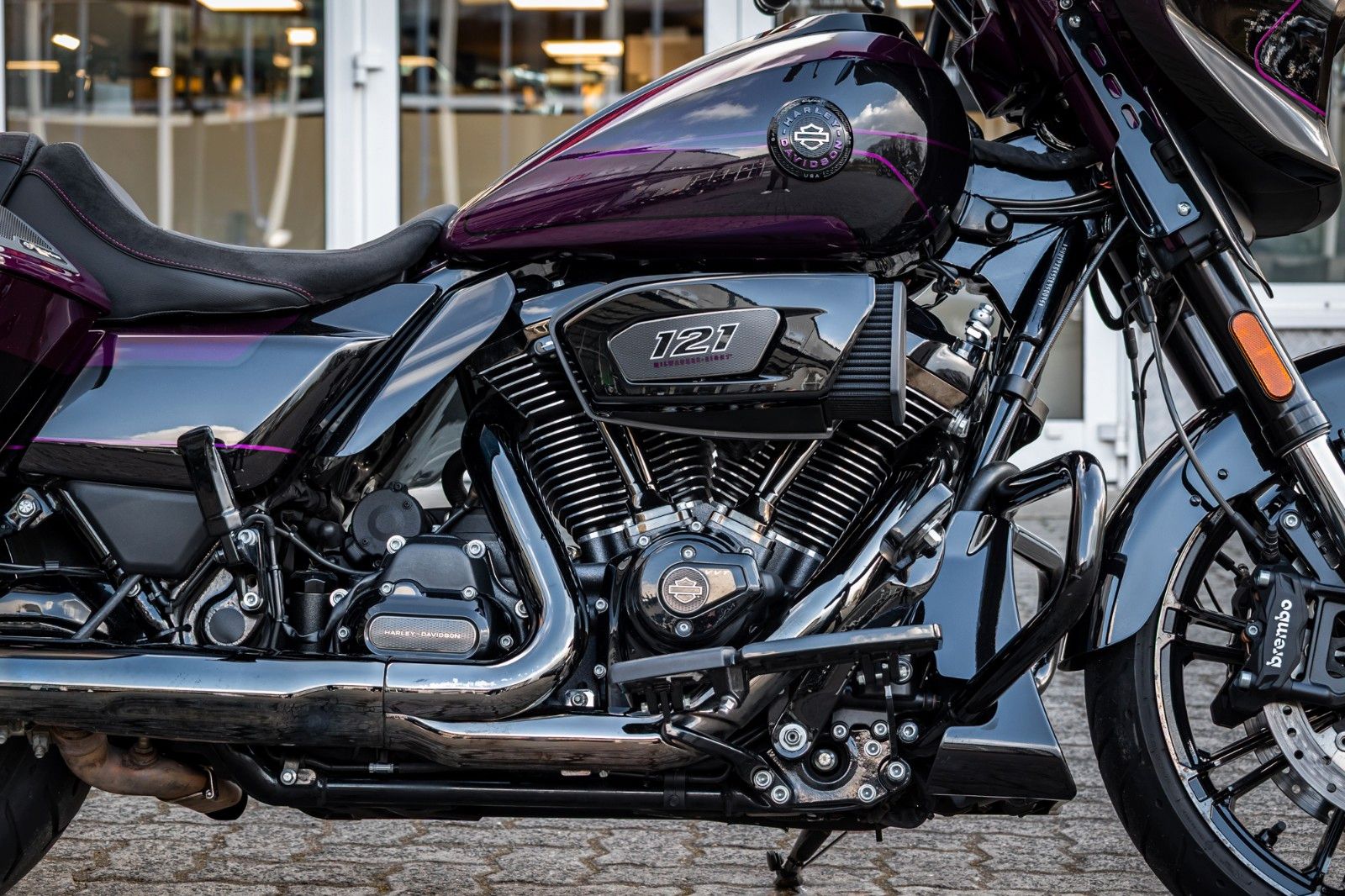 Fahrzeugabbildung Harley-Davidson CVO Street Glide FLHXSE 121 cui - Jekill & Hyde