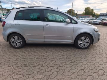 Volkswagen Golf - 6