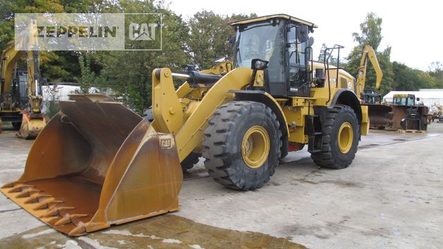 CAT 962M